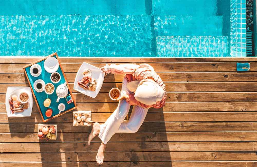 In-Villa Dining at Fushifaru thumbnail 5